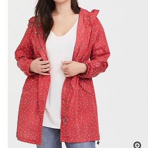RED POLKA DOT NYLON HOODED LONGLINE RAIN JACKET